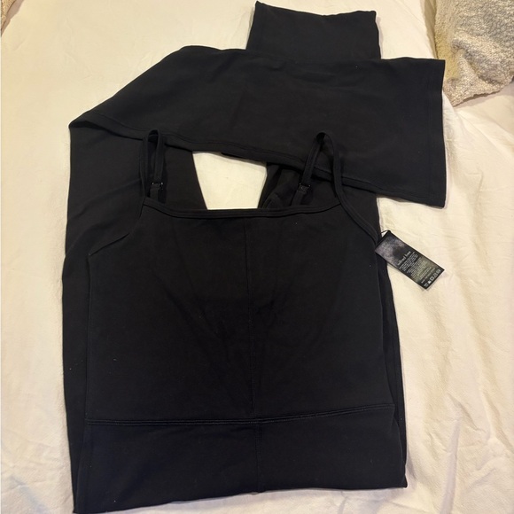 Aritzia Wilfred Free Black Divinity Kick Flare Jumpsuit - Picture 16 of 16